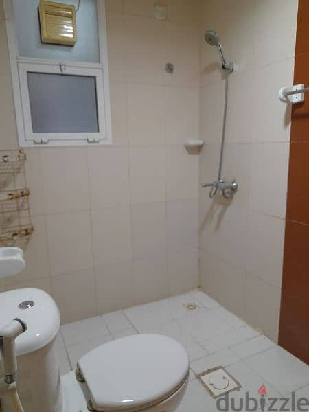 2bhk flat Near Grand mosque Gubrah 6