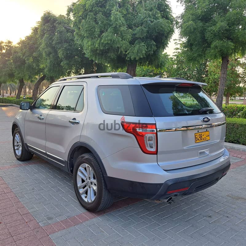 Ford Explorer 2012 6