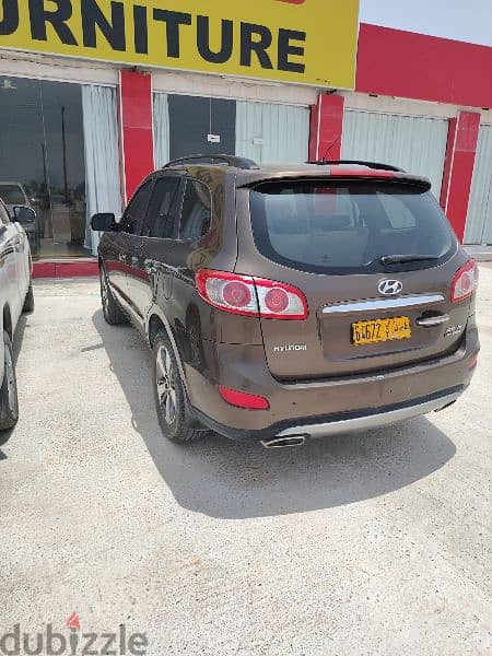 Hyundai Santa Fe 2012 0