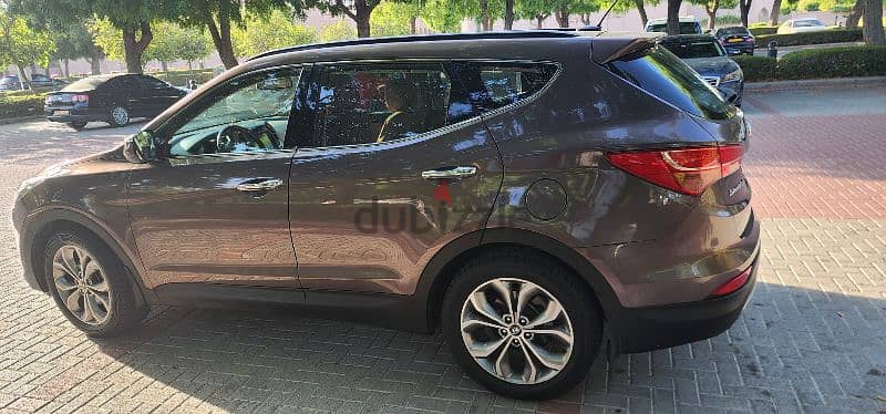 Hyundai Santa Fe 2014 1