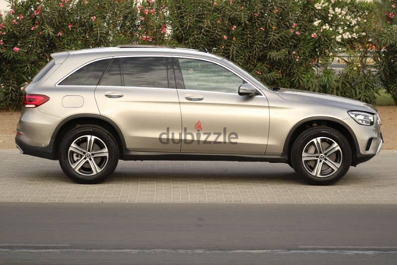 مرسيدس بنز 300/350/380 2020 GLC300 15