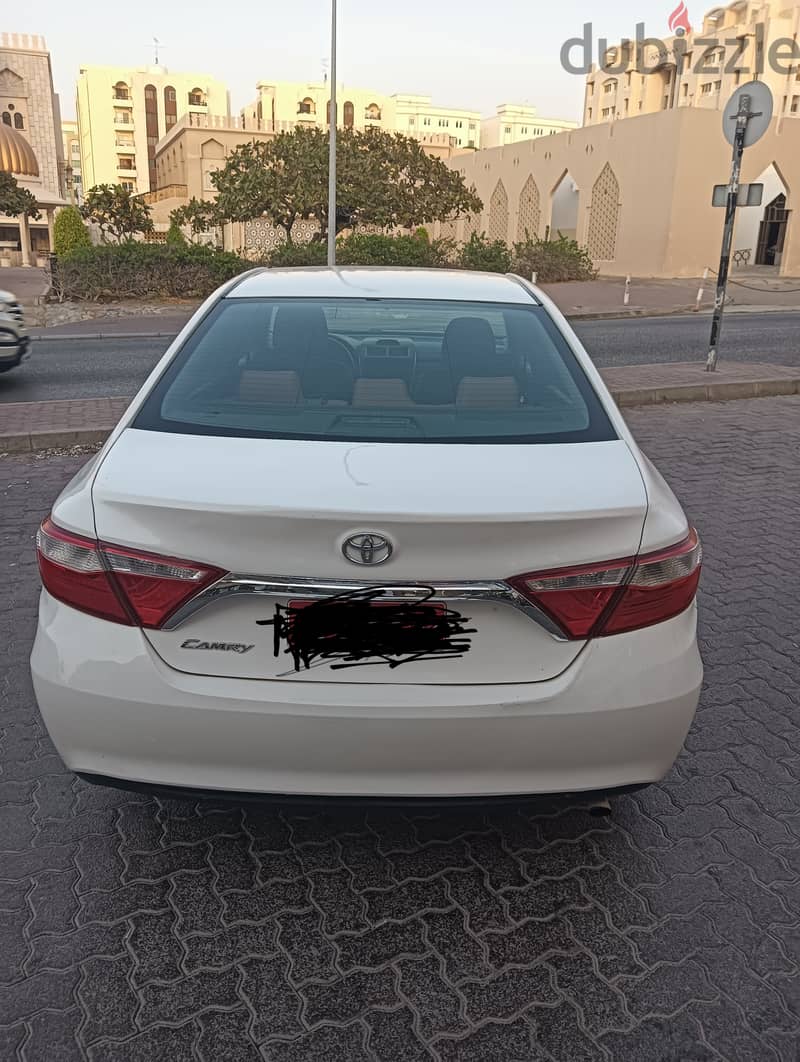 Toyota Camry 2017 1