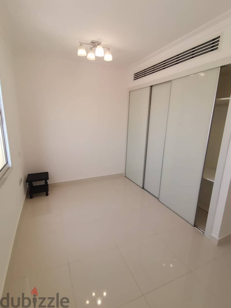 For Sale 2 Bhk + 1 Flat In Rimal Boucher 6