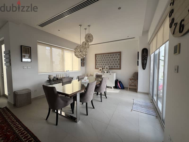 4 Bedroom Villa With Private Pool for Rent in Al Mouj Muscat 6