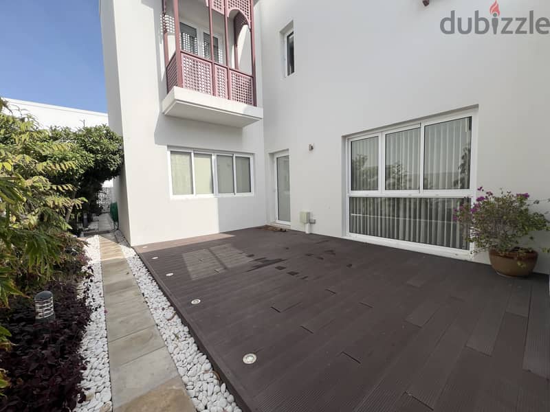 4 Bedroom Villa With Private Pool for Rent in Al Mouj Muscat 15