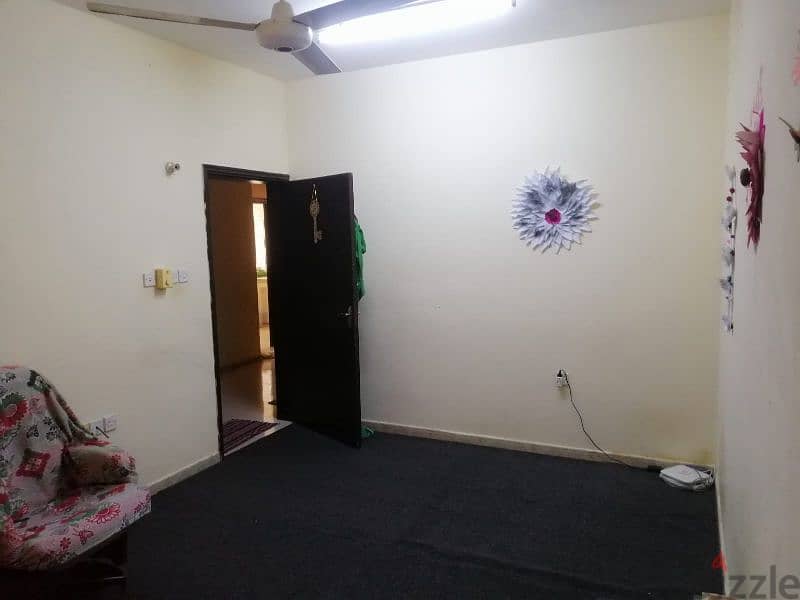 Room available for bachelor near Hala medical center 1