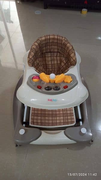 Baby Walker & Rocker 3 in 1 (Make : First step) 5