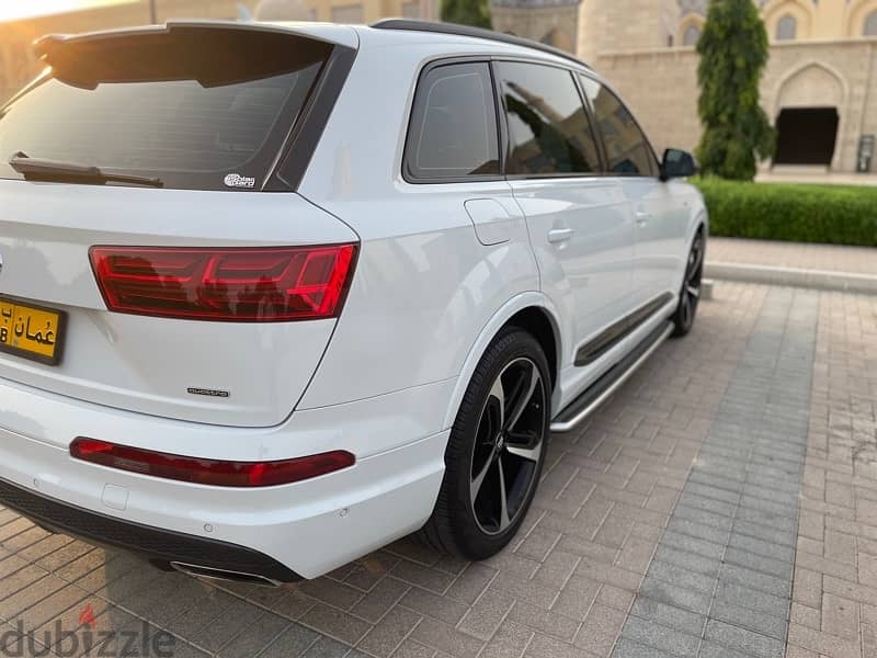 Audi Q7 2018 S line 3