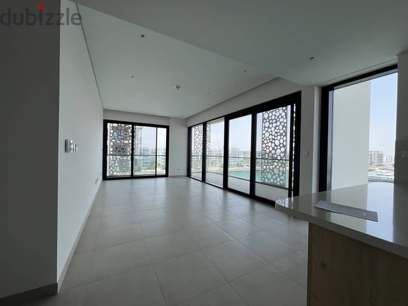 2 BR Brand New Marina View Apartment in Al Mouj – Juman 2 5