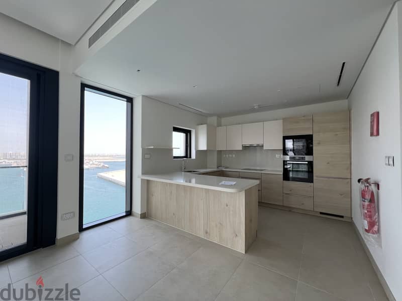 2 BR Brand New Marina View Apartment in Al Mouj – Juman 2 6