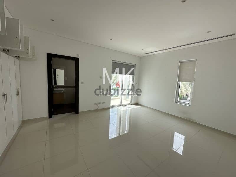 ارقي فلة للبیع/6غرف نوم/villa for sale/freehold /Al mouj muscat 5