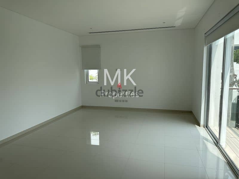 ارقي فلة للبیع/6غرف نوم/villa for sale/freehold /Al mouj muscat 10