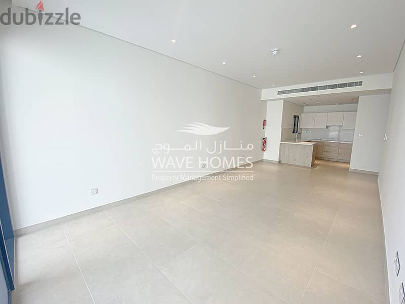 Marina View 2-Bedroom Apartment in Juman 2 3