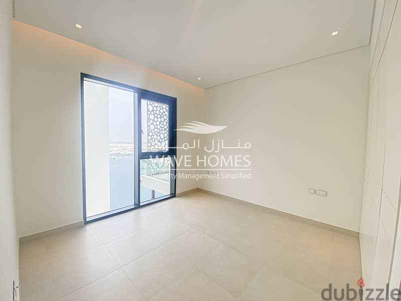 Marina View 2-Bedroom Apartment in Juman 2 5