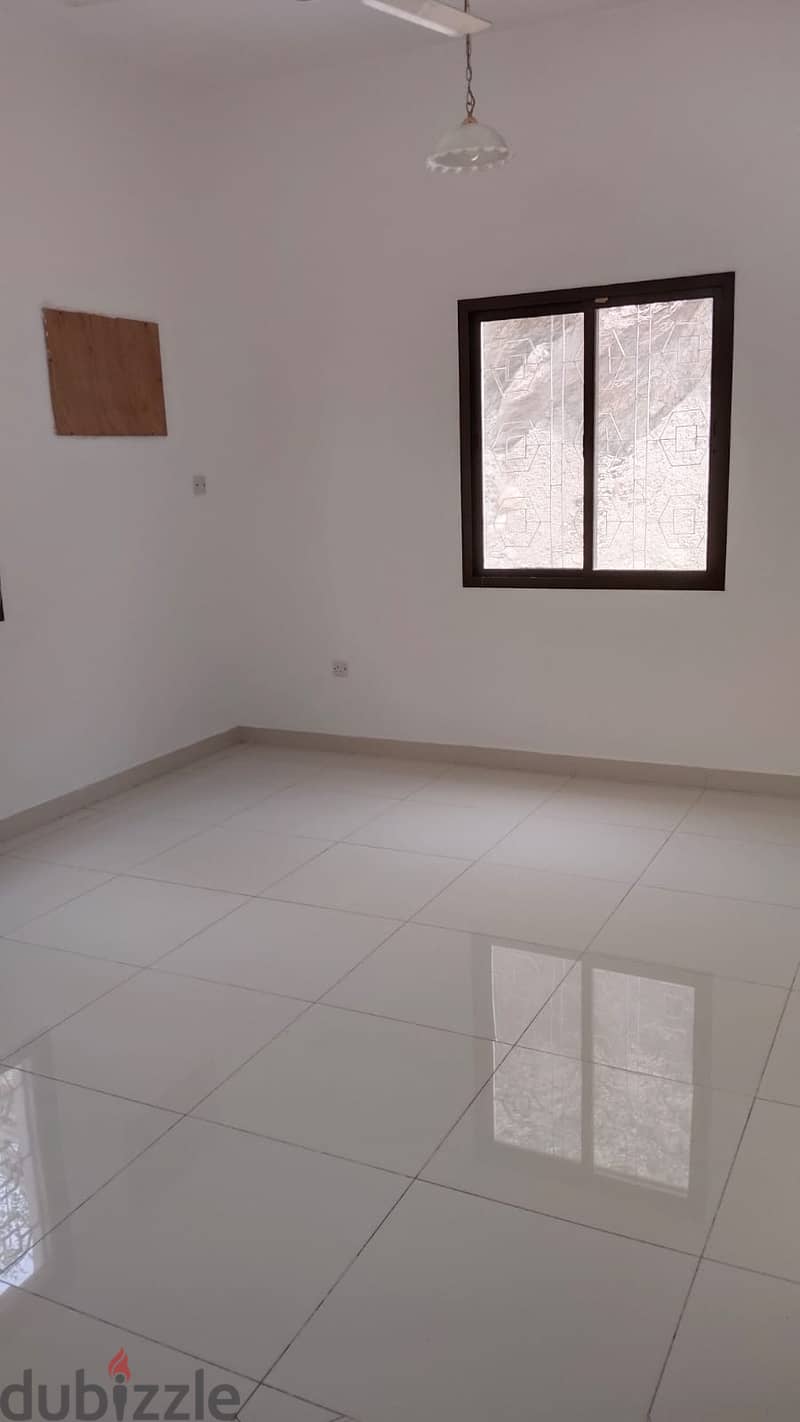 Spacious 3 BHK Flat with 3 Toilet Bathroom Darsait Near ISM School 2