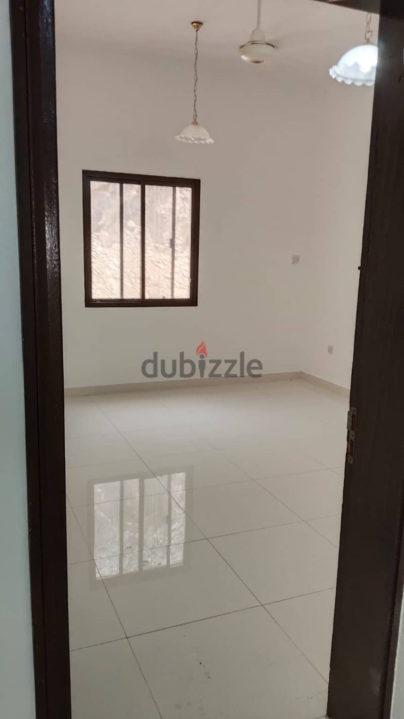 Spacious 3 BHK Flat with 3 Toilet Bathroom Darsait Near ISM School 3