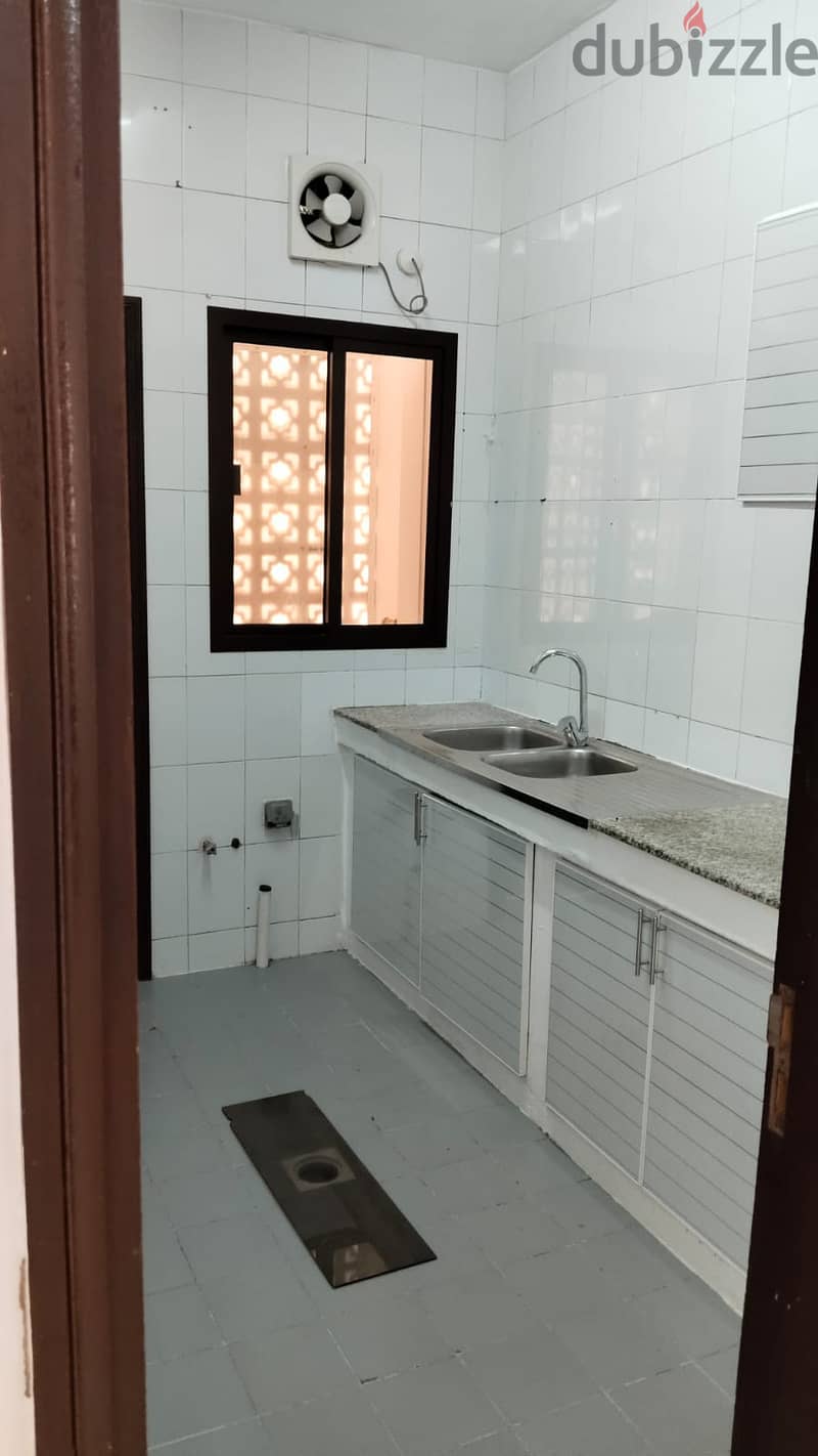 Spacious 3 BHK Flat with 3 Toilet Bathroom Darsait Near ISM School 5