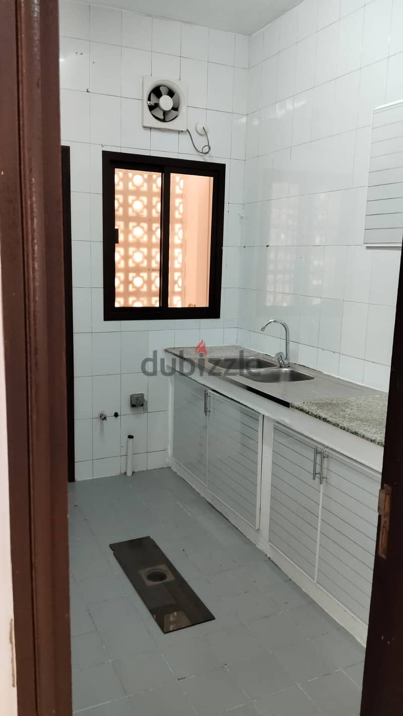 Spacious 3 BHK Flat with 3 Toilet Bathroom Darsait Near ISM School 10