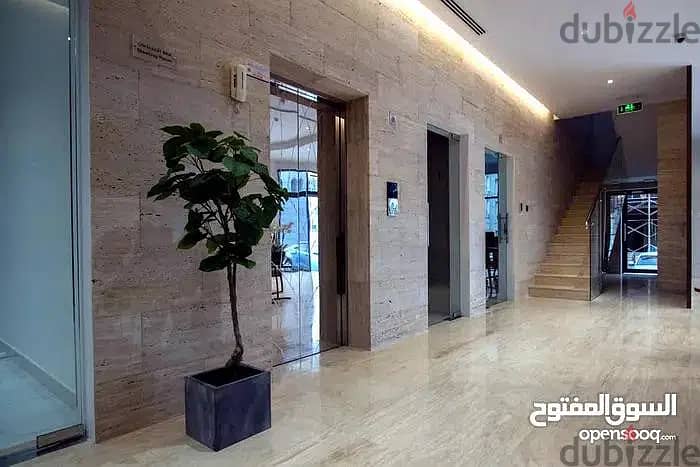 Luxurious furnished offices for rent مكاتب راقيه  مؤثثه للايجار مباشر 1