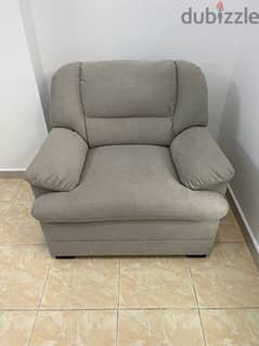 single sofa homecenter nov 2023