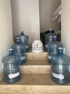 oasis water cans and 3 bottles 0