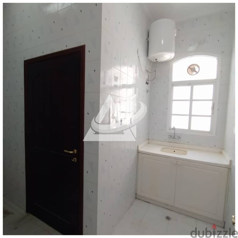 ADV502**  6BHK villa for rent in Azaibah North, 18 November street, c 5