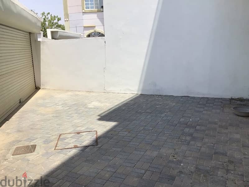 new 4 bhk villa for rent in madina qaboos with swimming pool 17