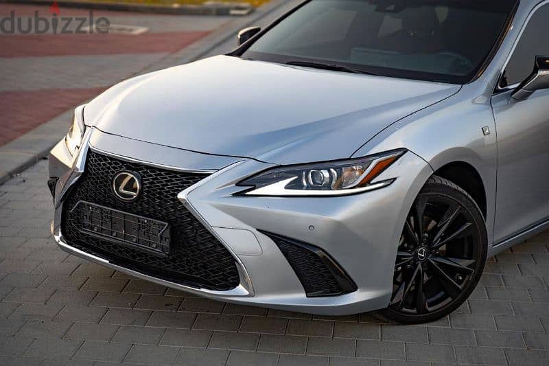 Lexus ES-Series 2022 F SPORT 2