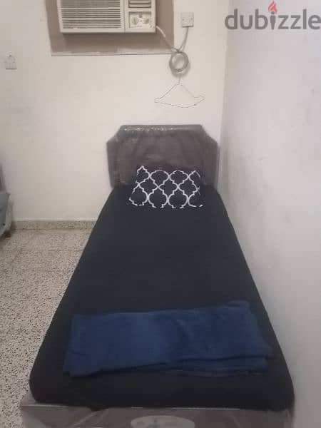 beds in room for rent سرير للإيجار في غرفه 1