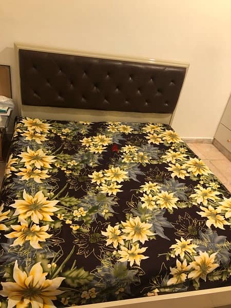 king size bed without mattress 2