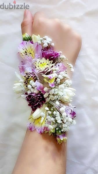 Flower arrangement on hand 2