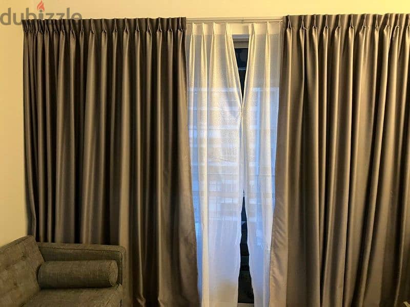 curtain. 35 riyal 8