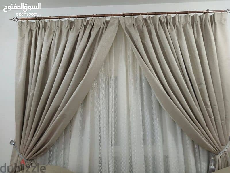 curtain. 35 riyal 11