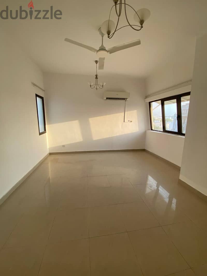 "SR-SO-543  *High-Quality Flat to Let in MQ* 3