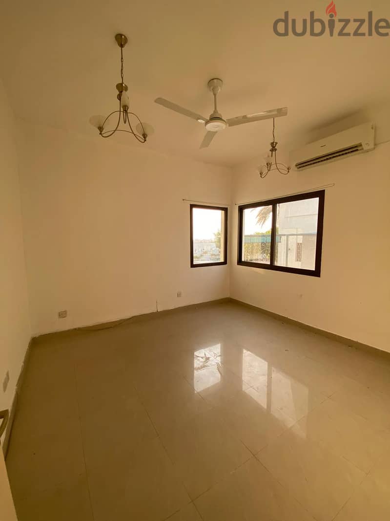 "SR-SO-543  *High-Quality Flat to Let in MQ* 9