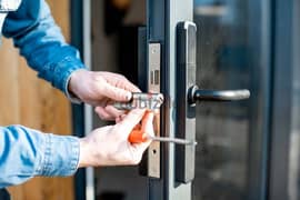 locksmith service provider and fix open repair door lock 0