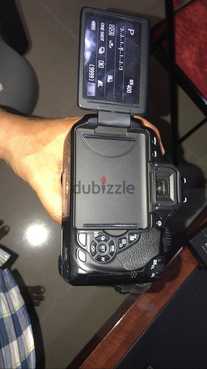 Canon 650 D  DSLR Camera for sale 3