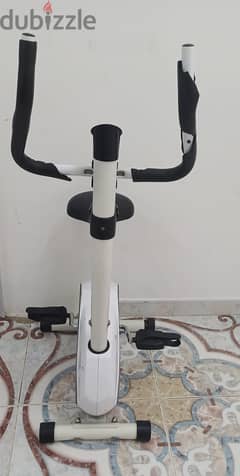 EXCERSICE CYCLE FOR SALE 5 OMR