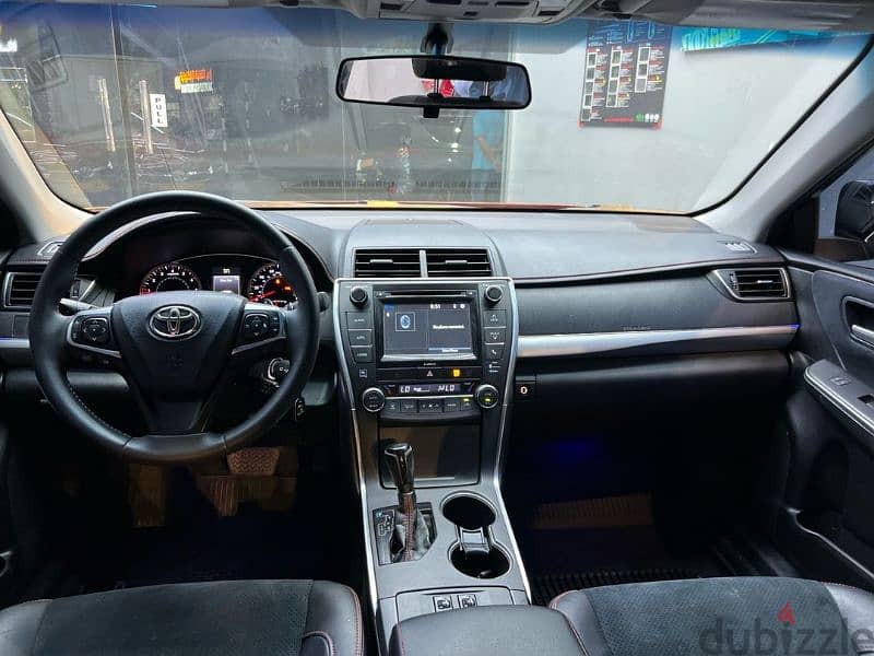 Toyota Camry 2017 10