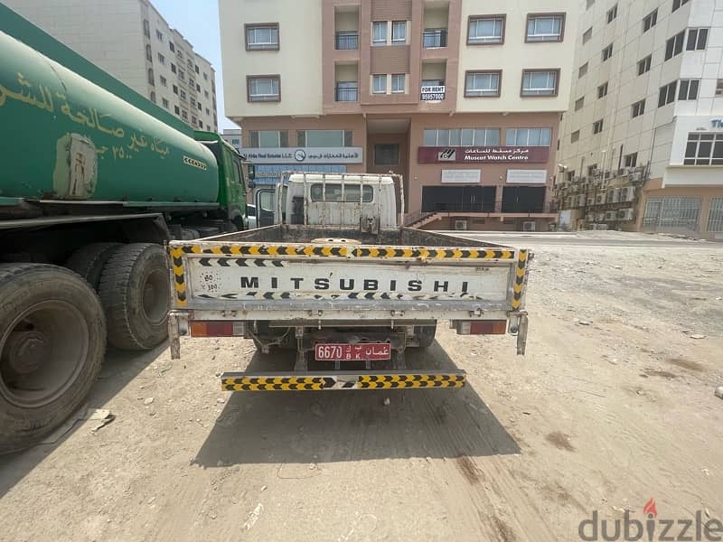 Mitsubishi Fuso 3 ton truck for sale 1