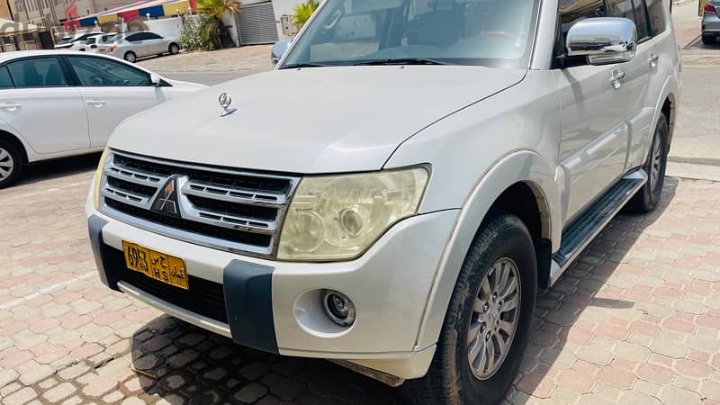 Mitsubishi Pajero 2011 10