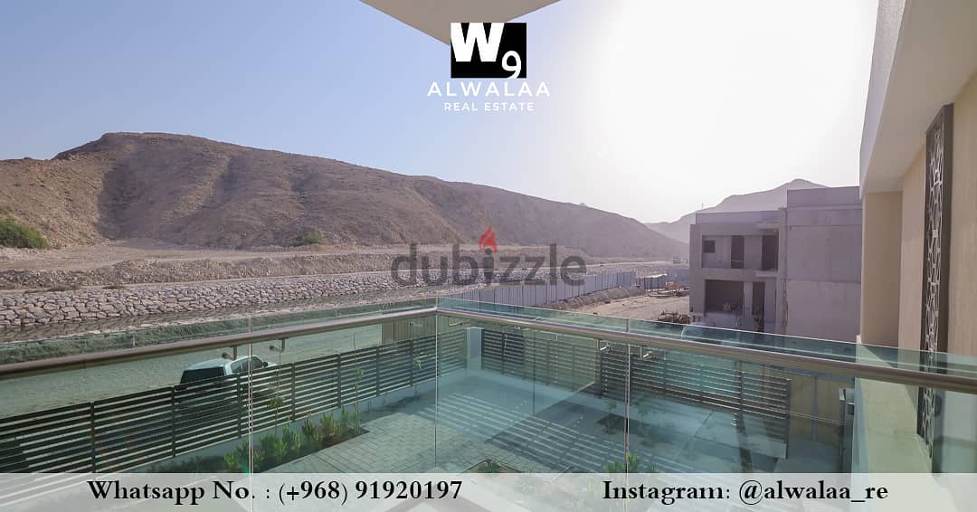 Stunning 4BR + 1 Villa: Courtyard, Balcony, Wadi View in Muscat! 6