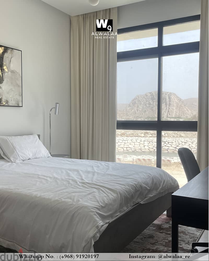 Stunning 4BR + 1 Villa: Courtyard, Balcony, Wadi View in Muscat! 18