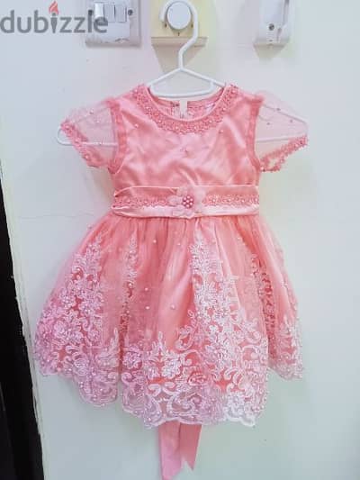 1yr old baby girl dress in perfect condition for sale.