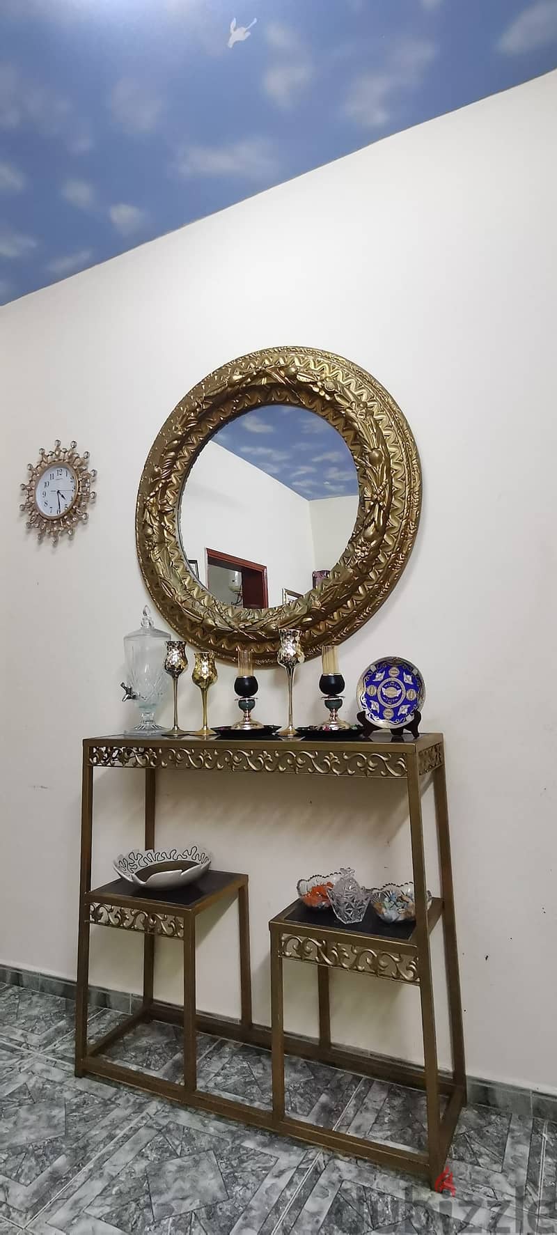 mirror with show piece stand 1