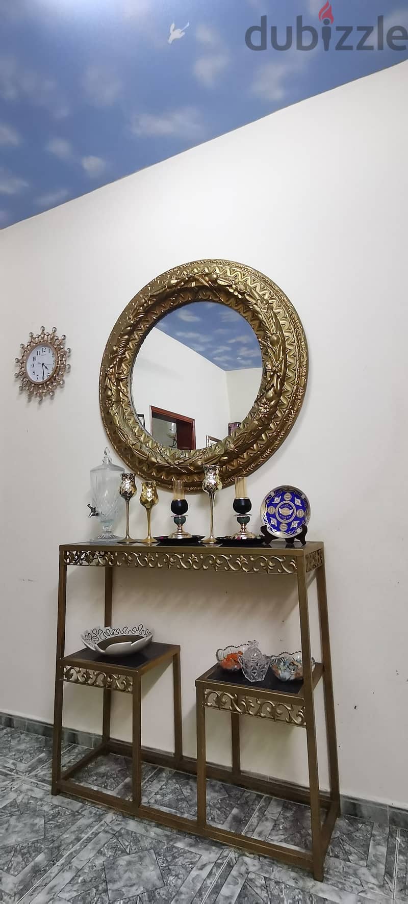 mirror with show piece stand 2