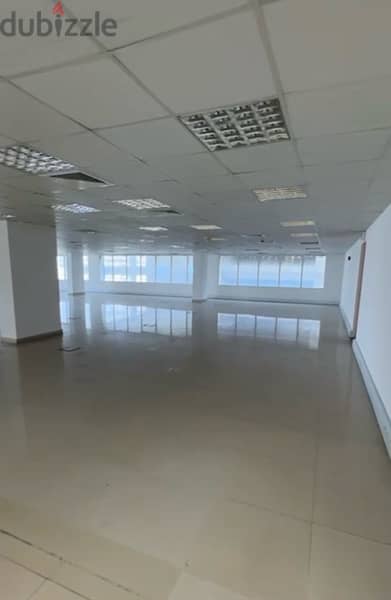 Commercial Space 5.5 RO / sqm 1