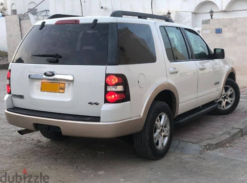 Smooth Comfortable Ford Explorer 2008 3