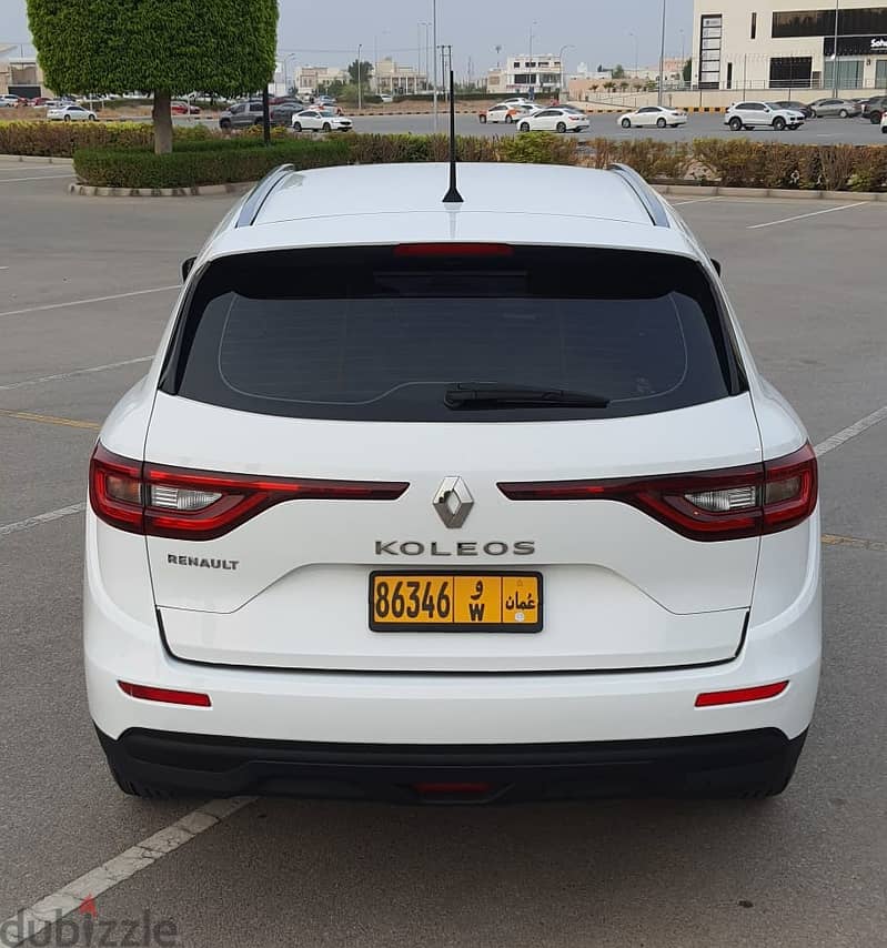 Koleos 2017 in Excellent Condition 5