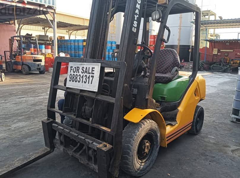 KOMATSU FORKLIFT 2